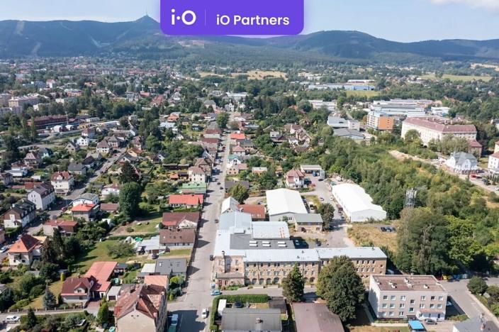 Pronájem kanceláře, Liberec, Volgogradská, 4000 m2