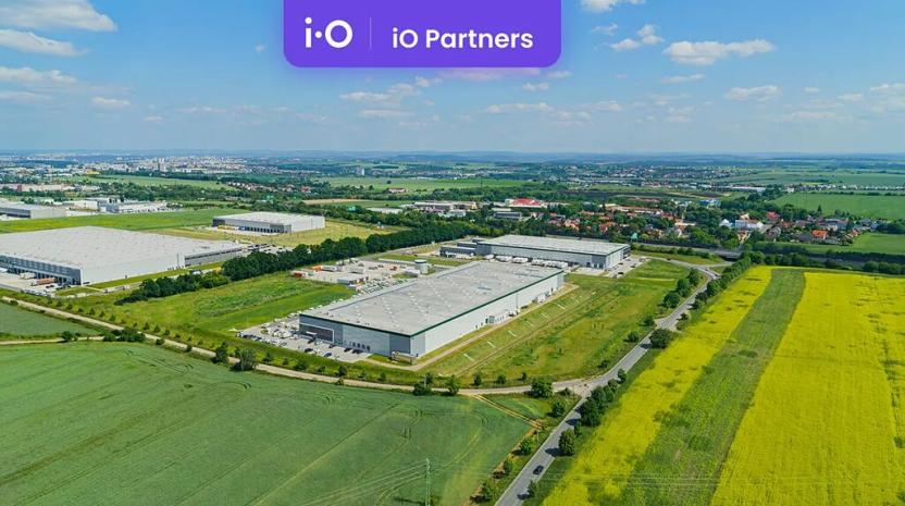 Pronájem skladu, Chrášťany, Severní, 5437 m2