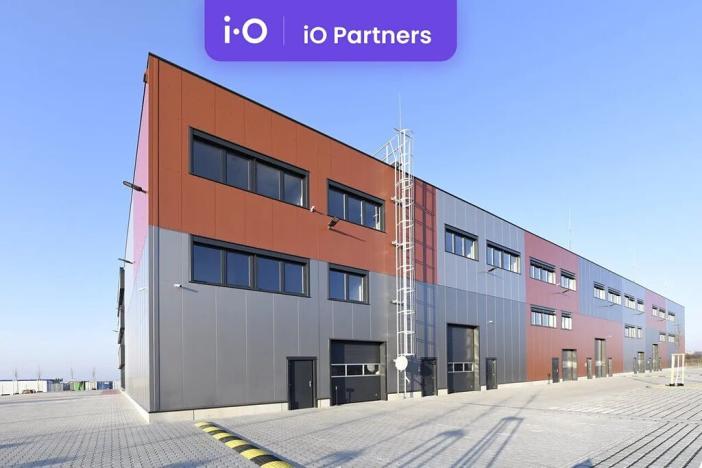 Pronájem skladu, Praha - Horní Počernice, K Bílému vrchu, 2400 m2