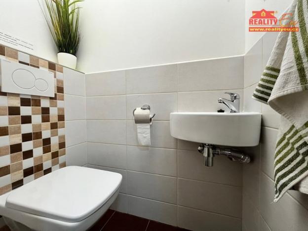 Prodej chalupy, Žacléř - Prkenný Důl, 160 m2