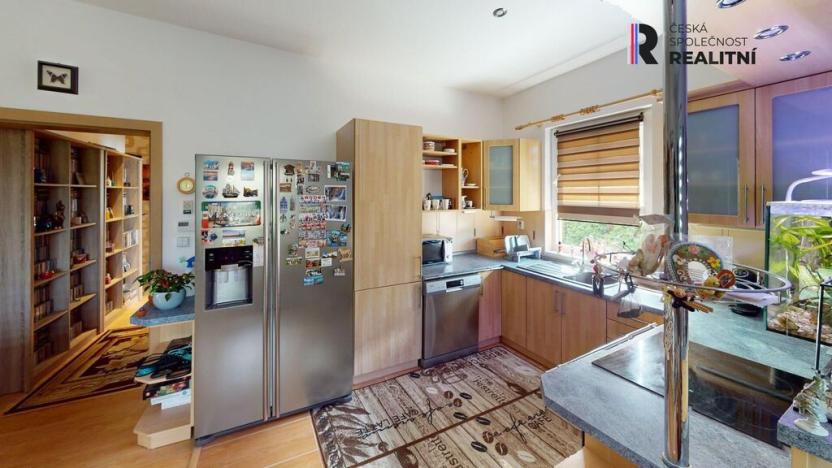 Prodej rodinného domu, Karlovy Vary - Stará Role, M. Rovenské, 108 m2