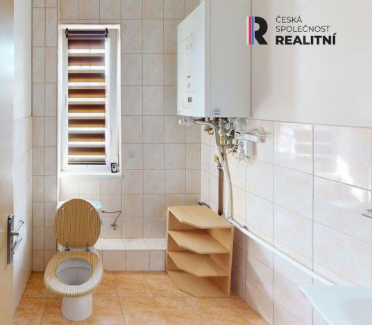 Prodej rodinného domu, Karlovy Vary - Stará Role, M. Rovenské, 108 m2