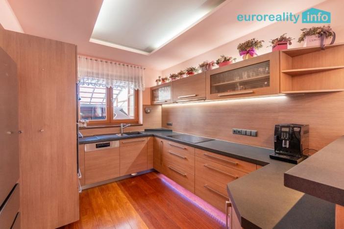 Prodej rodinného domu, Libeř - Libeň, 270 m2