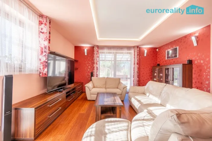 Prodej rodinného domu, Libeř - Libeň, 270 m2