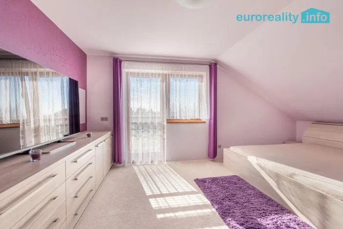 Prodej rodinného domu, Libeř - Libeň, 270 m2