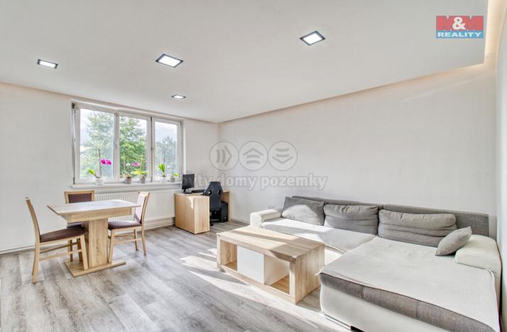 Prodej bytu 3+1, Vraný, 74 m2