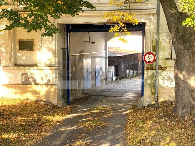 Pronájem skladu, České Budějovice - České Budějovice 6, nám. Švabinského, 55 m2