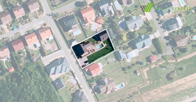 Prodej rodinného domu, Lužice, 190 m2