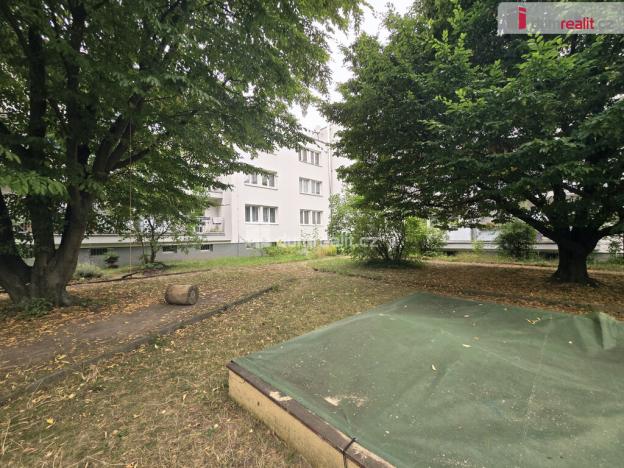 Pronájem bytu 2+kk, Praha - Břevnov, U vojenské nemocnice, 77 m2