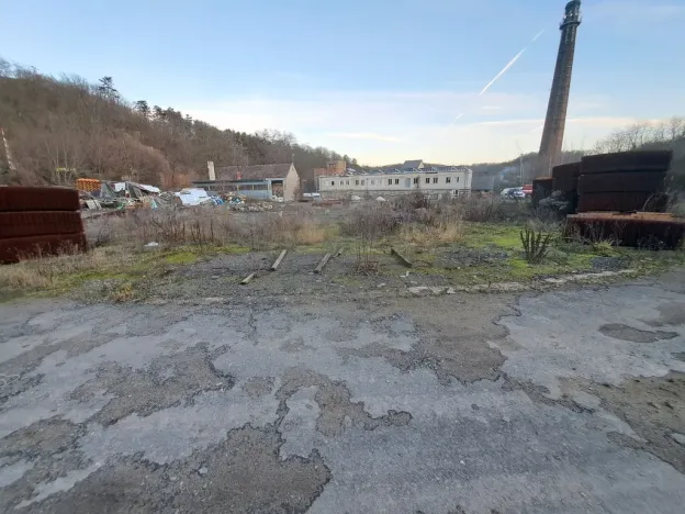 Pronájem komerčního pozemku, Zákolany, 116 m2