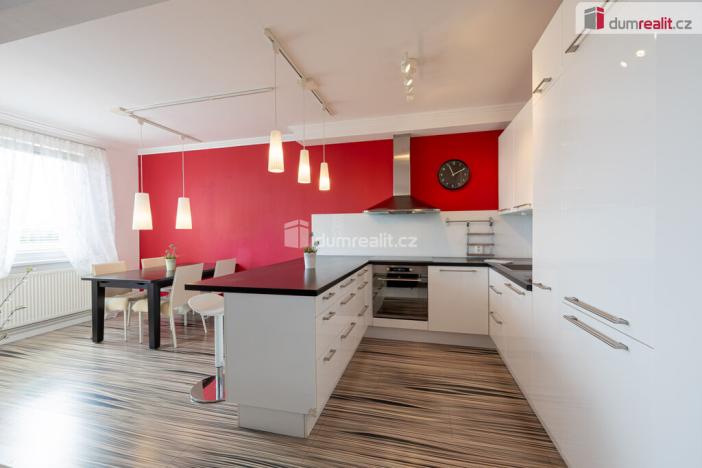 Prodej bytu 4+kk, Praha - Čakovice, Ke stadionu, 98 m2