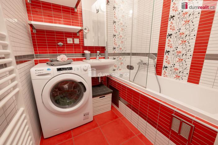 Prodej bytu 4+kk, Praha - Čakovice, Ke stadionu, 98 m2