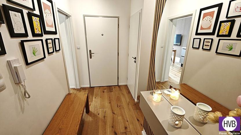 Prodej bytu 4+kk, Praha, Na hroudě, 90 m2