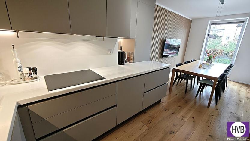 Prodej bytu 4+kk, Praha, Na hroudě, 90 m2