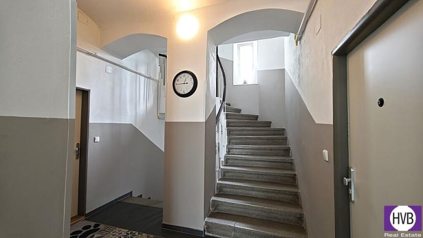 Prodej bytu 4+kk, Praha, Na hroudě, 90 m2