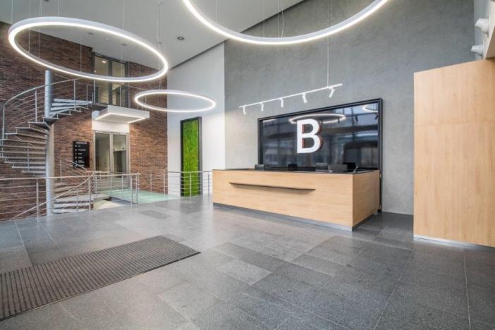 Pronájem kanceláře, Praha - Jinonice, Radlická, 500 m2