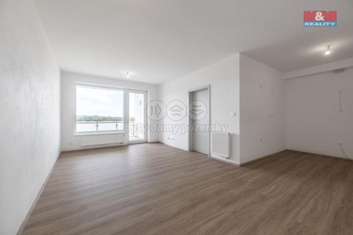 Prodej bytu 2+kk, Uherské Hradiště - Vésky, Na Dědině, 74 m2