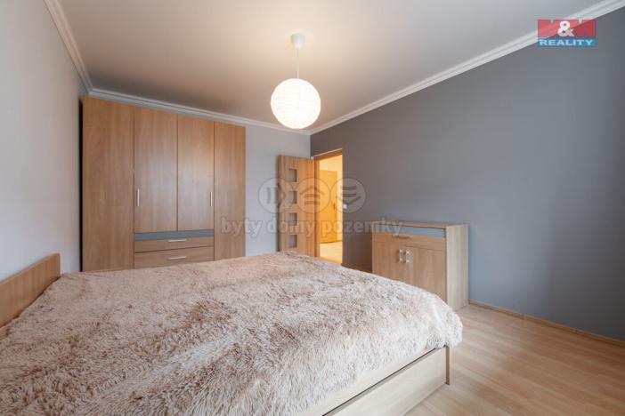 Prodej bytu 3+1, Karlovy Vary - Stará Role, Dvořákova, 83 m2