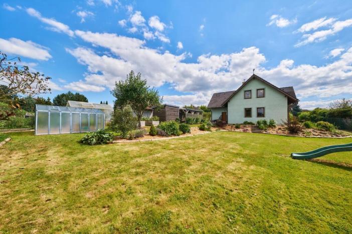 Prodej rodinného domu, Vlčice, 180 m2