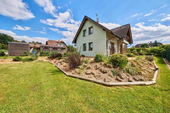 Prodej rodinného domu, Vlčice, 180 m2