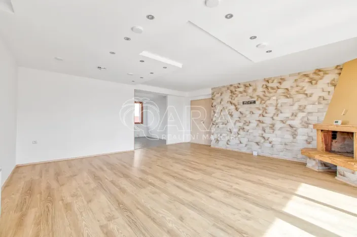 Prodej rodinného domu, Bílovec, Nad přehradou, 230 m2
