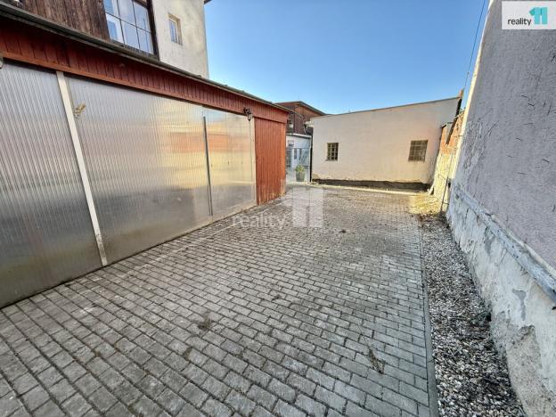 Pronájem obchodního prostoru, Ledeč nad Sázavou, Husovo náměstí, 99 m2