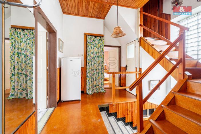 Prodej rodinného domu, Sněžné, 192 m2