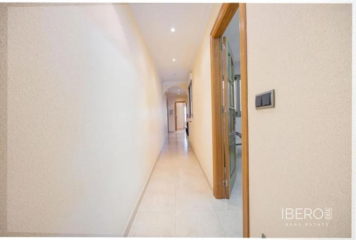 Prodej bytu 4+kk, Torrevieja, Španělsko, 133 m2