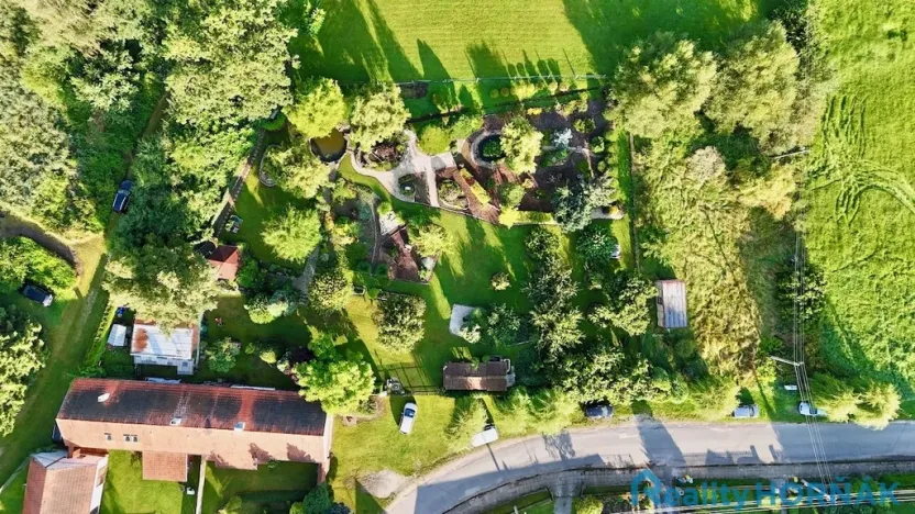 Prodej pozemku pro bydlení, Ponědrážka, 2366 m2