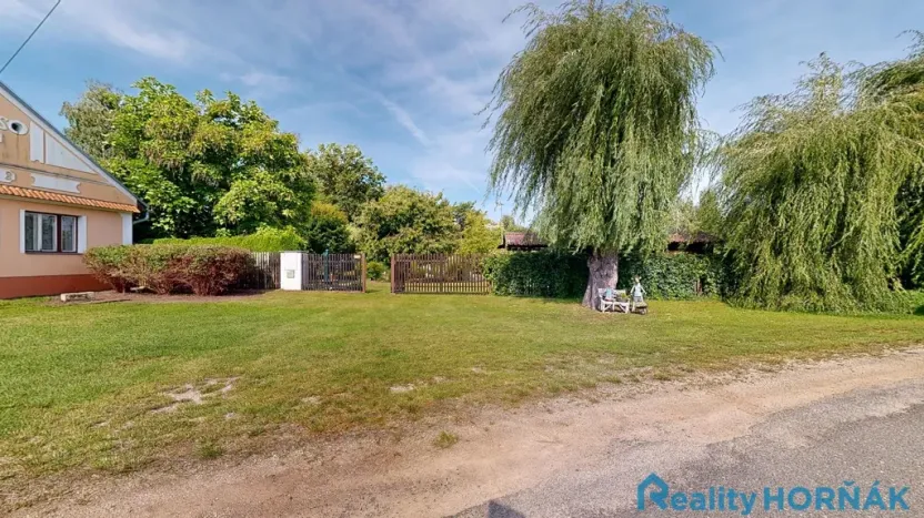 Prodej pozemku pro bydlení, Ponědrážka, 2366 m2