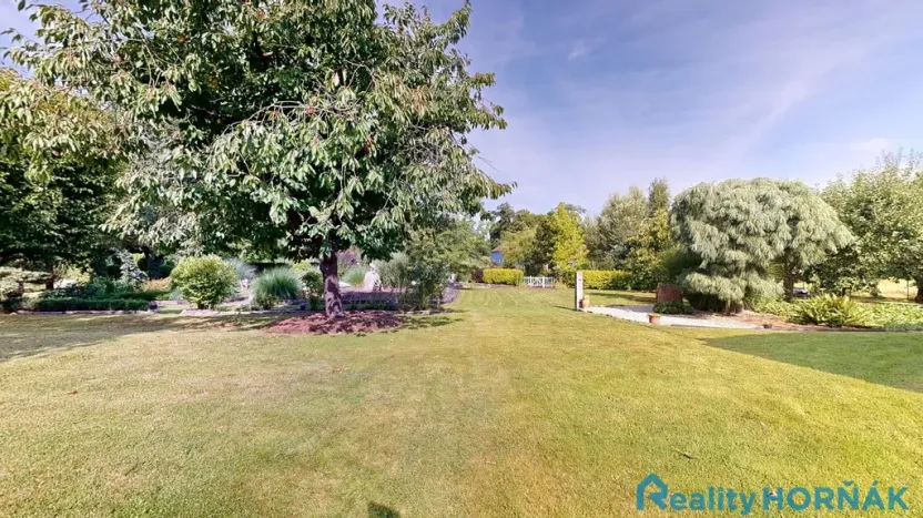 Prodej pozemku pro bydlení, Ponědrážka, 2366 m2