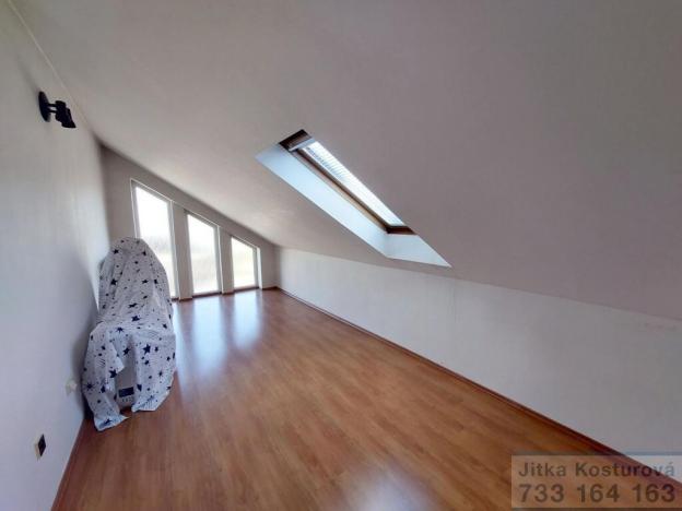 Prodej rodinného domu, Otice, Domky, 380 m2