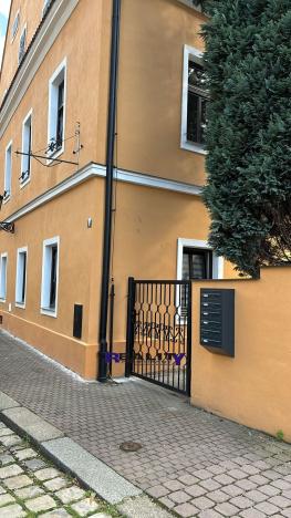 Pronájem bytu 1+kk, Žatec, Kovářská, 25 m2