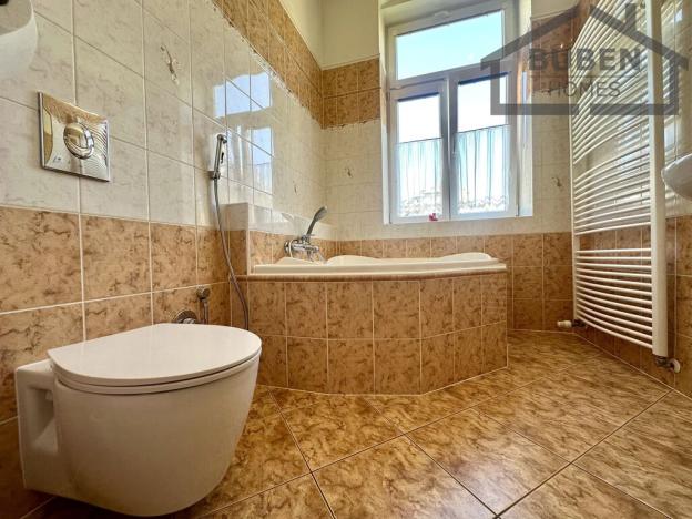 Prodej bytu 4+kk, Mariánské Lázně, Husova, 91 m2