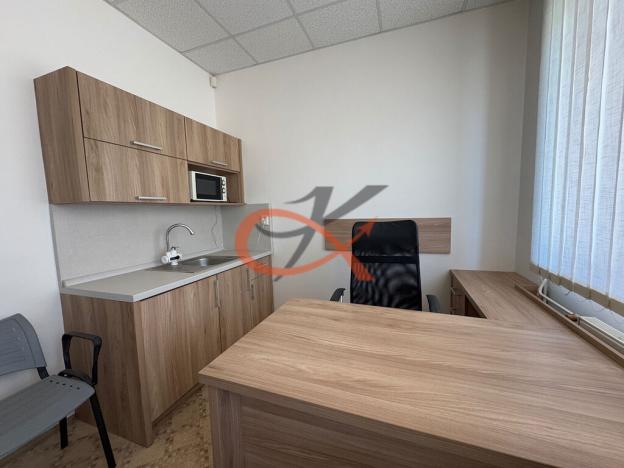 Pronájem výrobních prostor, Rožnov pod Radhoštěm, 1. máje, 136 m2