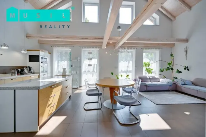 Prodej rodinného domu, Šternberk, Za Humny, 200 m2