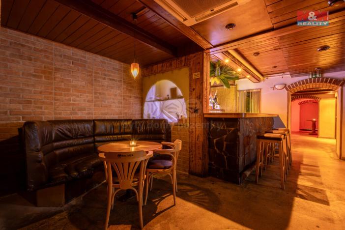 Prodej restaurace, Karlovy Vary, Jaltská, 255 m2