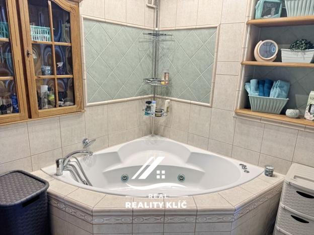 Pronájem rodinného domu, Hlučín, Kolejní, 470 m2