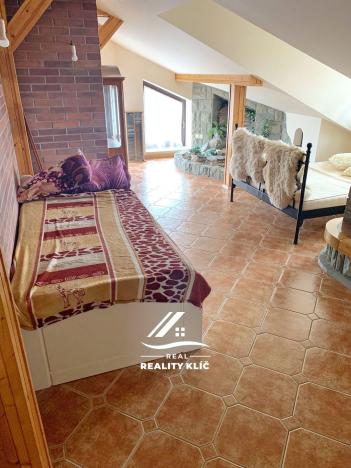 Pronájem rodinného domu, Hlučín, Kolejní, 470 m2