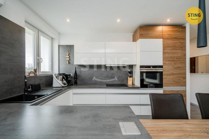 Pronájem bytu 3+kk, Ostrava, Viktora Huga, 73 m2