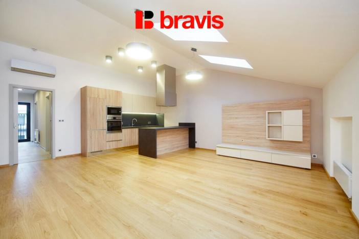 Pronájem bytu 2+kk, Brno, Jakubská, 69 m2