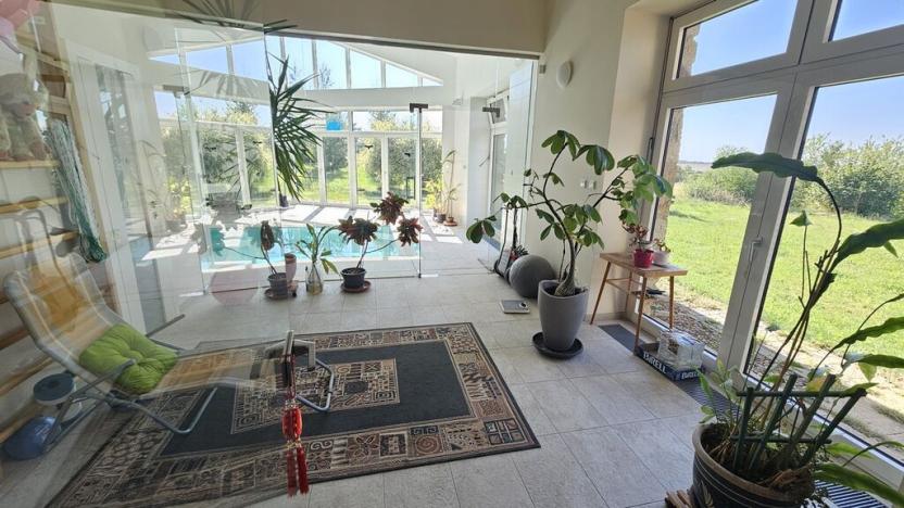 Prodej vily, Martiněves, 938 m2