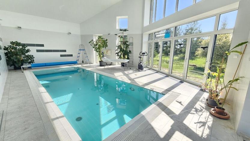 Prodej vily, Martiněves, 938 m2