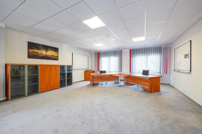 Pronájem obchodního prostoru, Nymburk, Dopravní, 200 m2