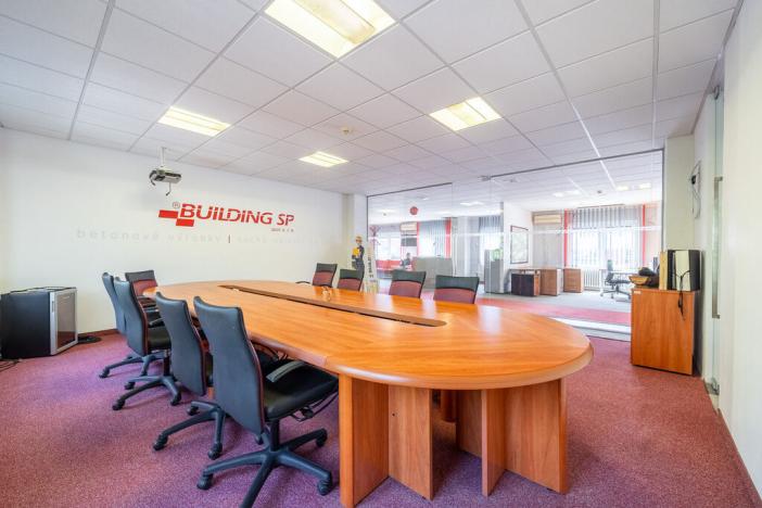 Pronájem obchodního prostoru, Nymburk, Dopravní, 200 m2