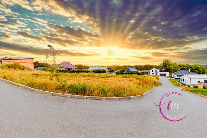 Prodej pozemku pro bydlení, Luka nad Jihlavou, Za Dvorem, 992 m2