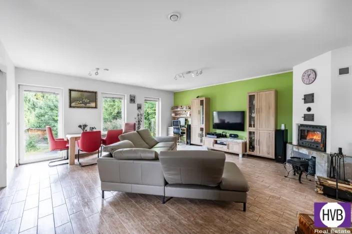 Prodej vícegeneračního domu, Podolanka, Pod Strání, 333 m2