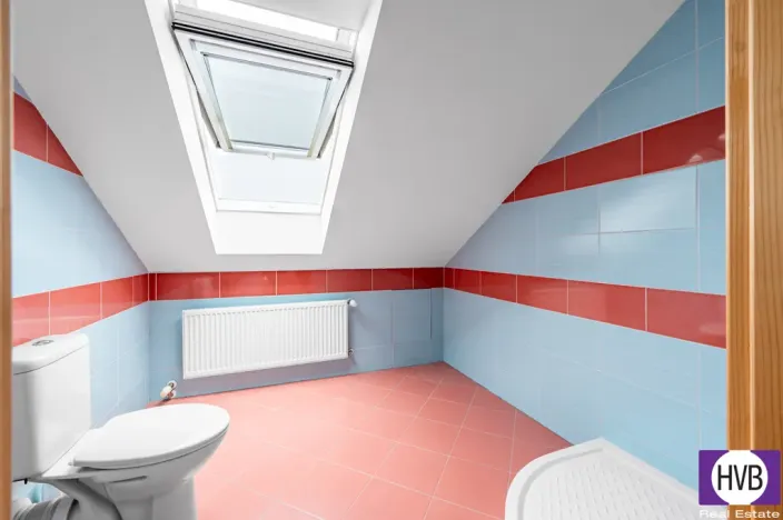 Prodej vícegeneračního domu, Podolanka, Pod Strání, 333 m2