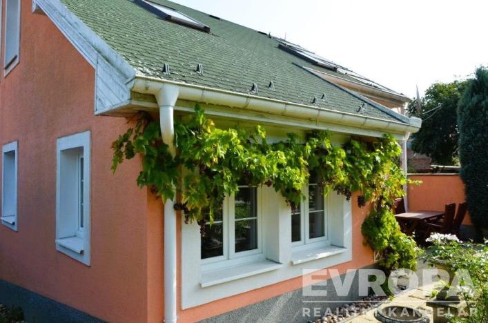 Prodej rodinného domu, Nižbor - Stradonice, Stradonice, 260 m2