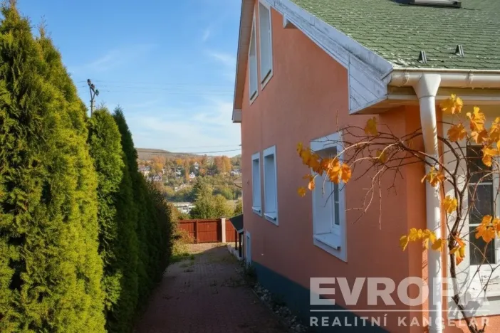 Prodej rodinného domu, Nižbor - Stradonice, Stradonice, 260 m2